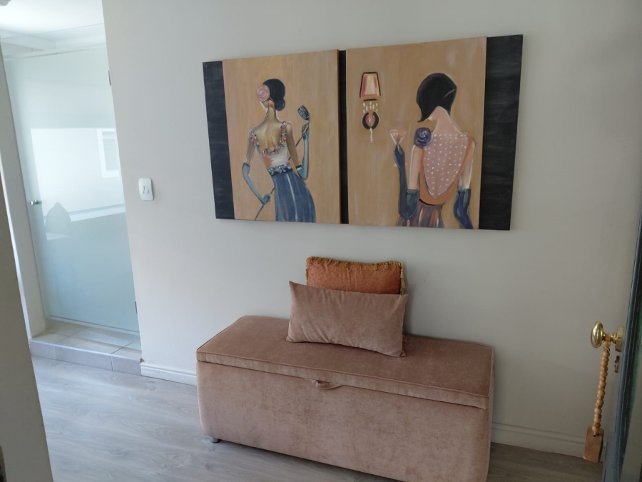 To Let 4 Bedroom Property for Rent in Greenways Golf Estate Western Cape